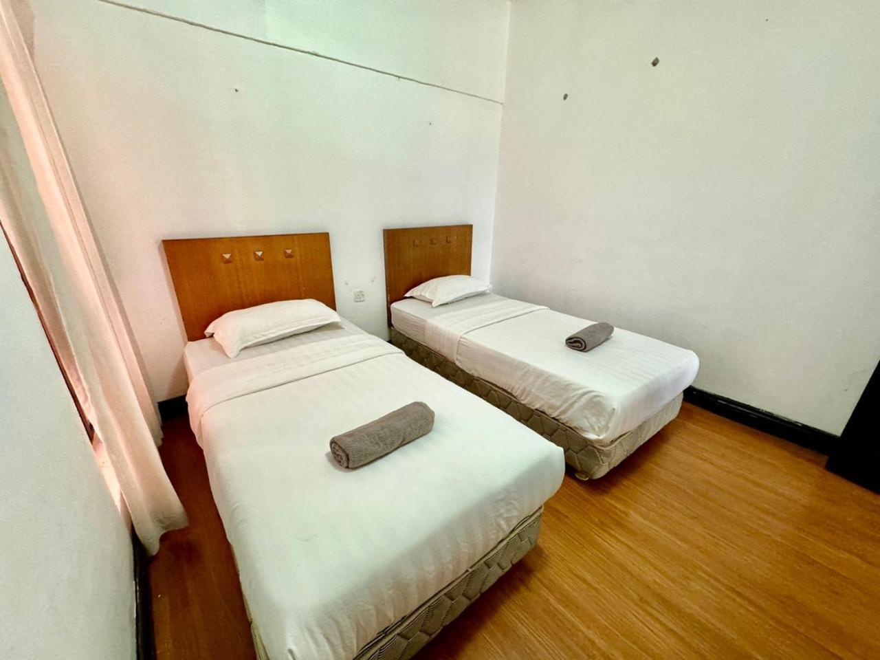 Marina Court Vacation Home 3 Bedrooms - Kota Kinabalu Exterior photo